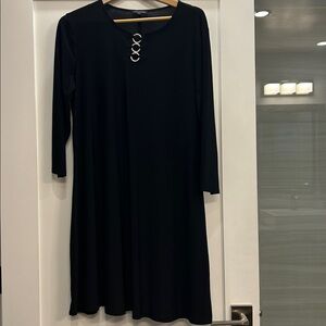 Ava & Grace Classic Black Apparel